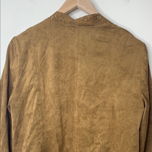 American Rag | Chestnut Brown Faux Suede Open Front Laser-cut Waterfall Top L - Picture 15 of 17